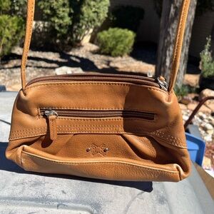 Stone Mountain Chic Tan Leather Crossbody Bag